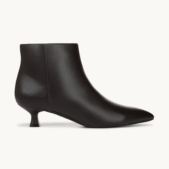 LifeStride Maya Ankle Bootie In Black (WIDE) - Picture 8 of 8